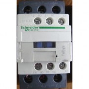 schneider lc1d32